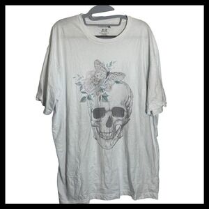 Celebrate It Skull Butterfly Floral Graphic T-Shirt White 2XL 100% Cotton Edgy